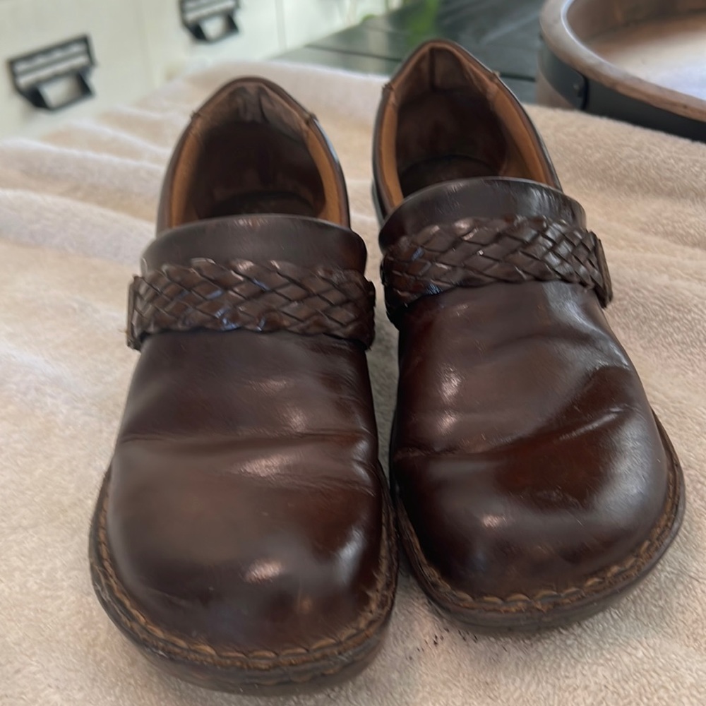 BOC Peggy Brown leather clog size 7 1/2